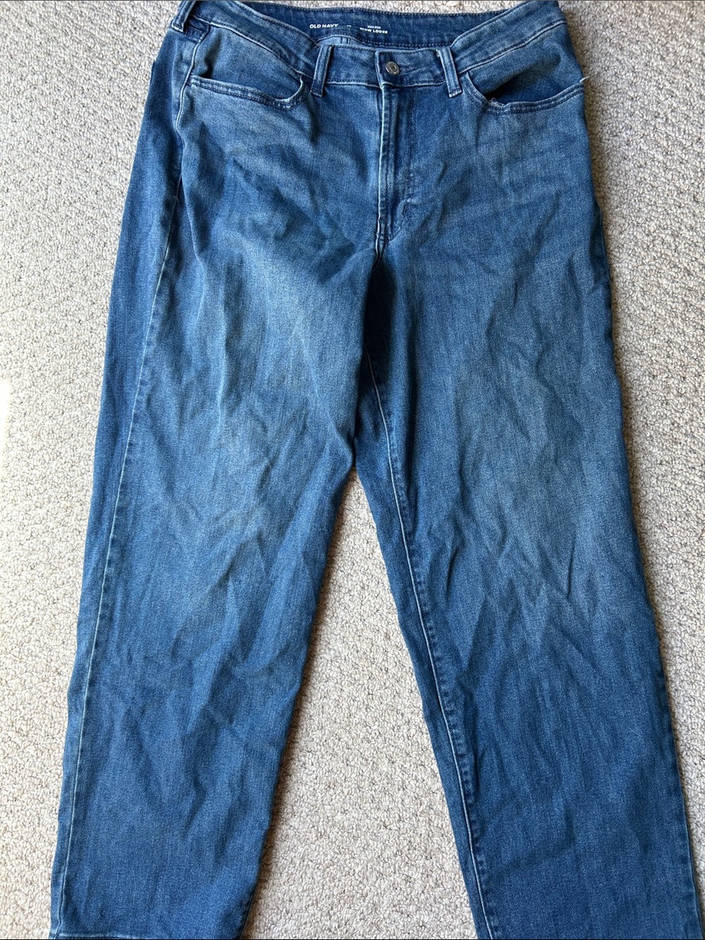 Old Navy Women High-Rise Straight Jeans in Medium Blue